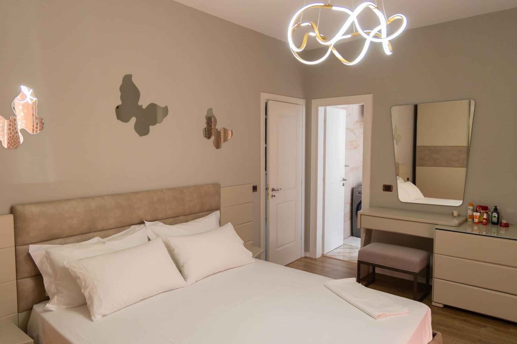 Luxury Lungomare Apartamento *